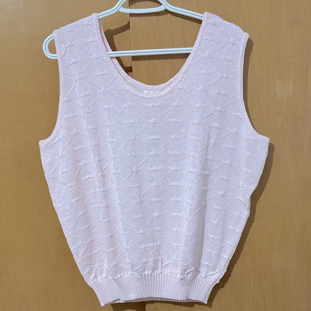 C063 - Avon Light NWT Pink Textured Knit Top Sweater Vest Sz XL - Picture 2 of 5